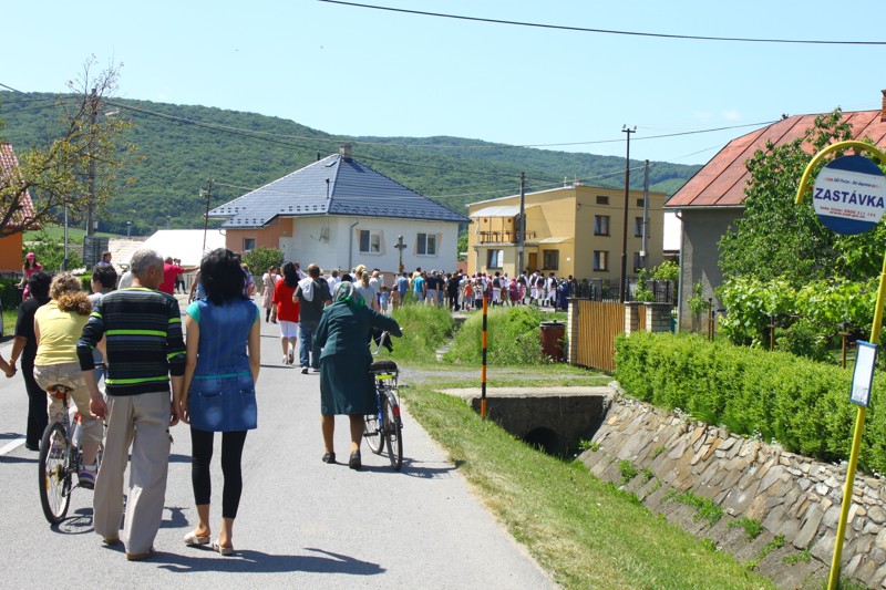 Stavanie maja (31).JPG