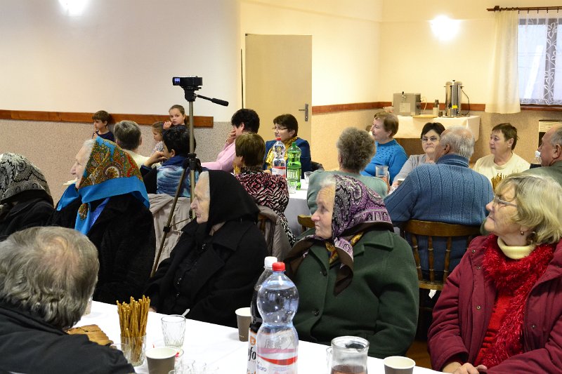 Posedenie_seniorov2016  3.JPG