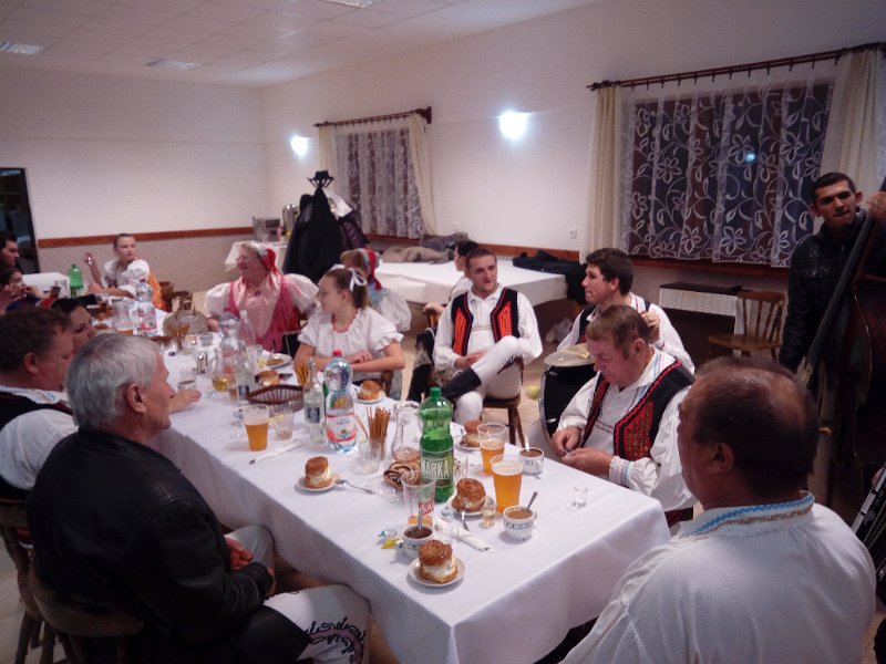 Posedenie_seniorov2016  31.jpg