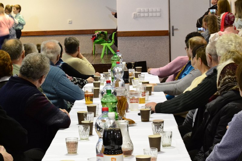 Posedenie_seniorov2016  33.JPG