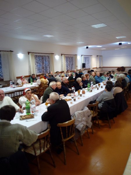 Posedenie_seniorov2016  95.jpg