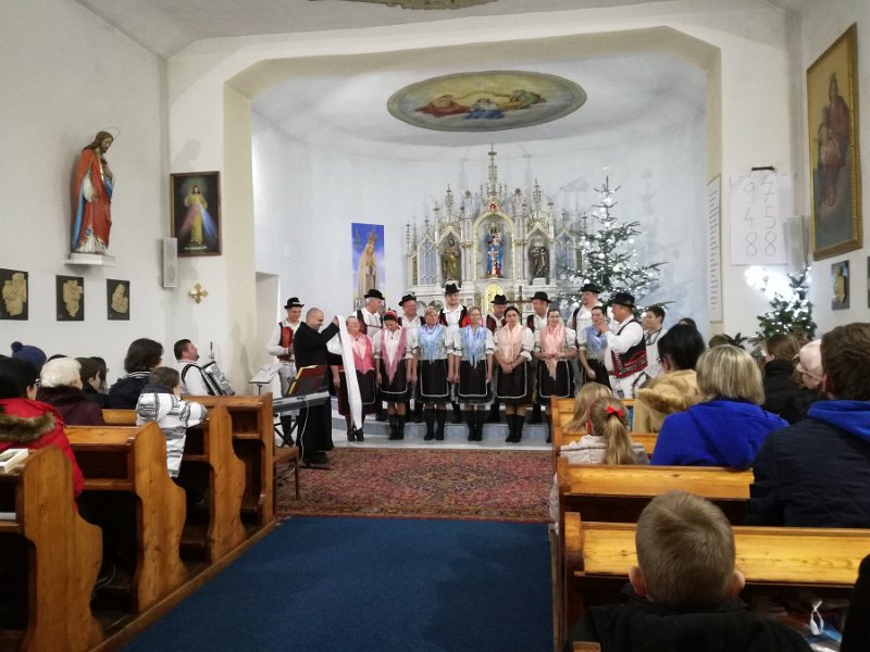 Vianocna_academia 13.jpg