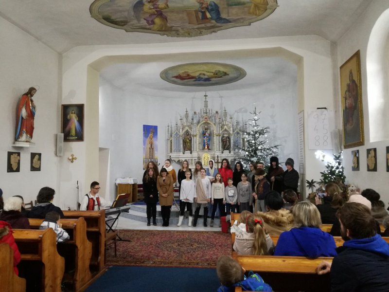 Vianocna_academia 19.jpg