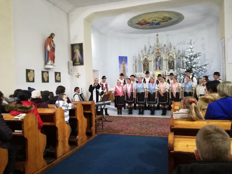 Vianocna_academia 9.jpg