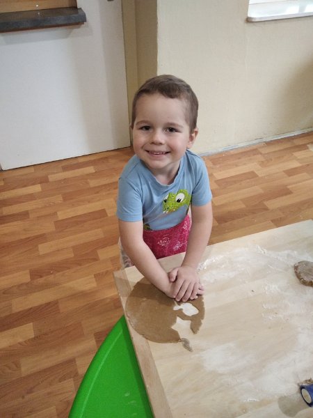 Pecenie medovnikov 6.jpg