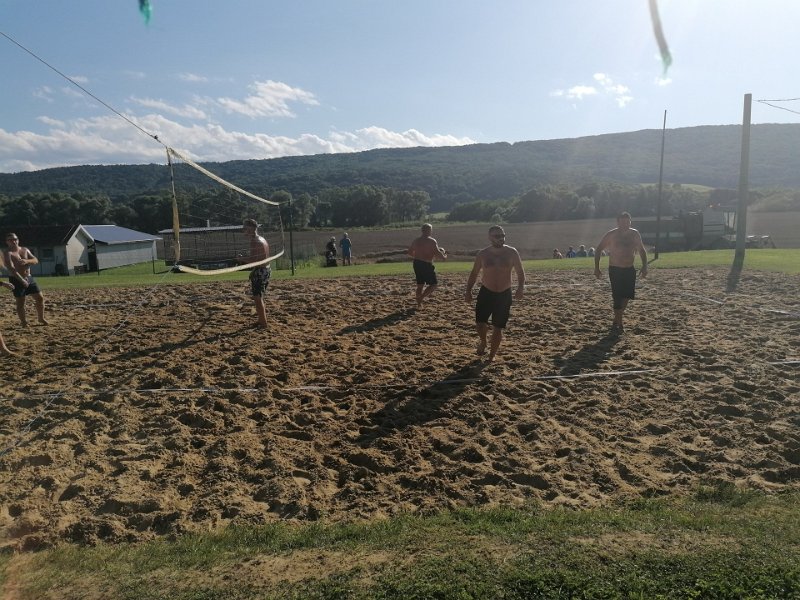 Plazovy volejbal 22.jpg