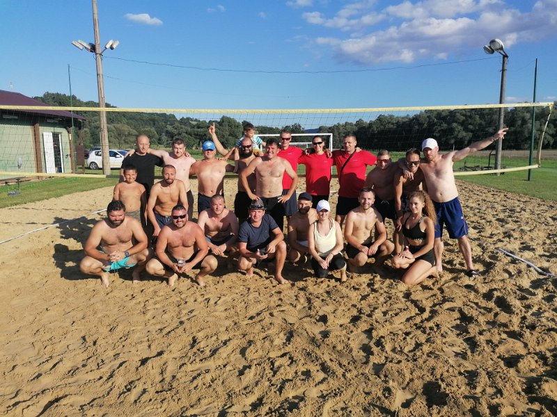 Plazovy volejbal 50.jpg