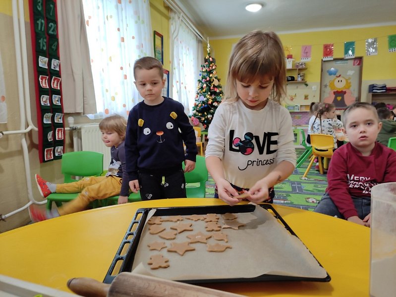 Pecieme medovniky 4.jpg