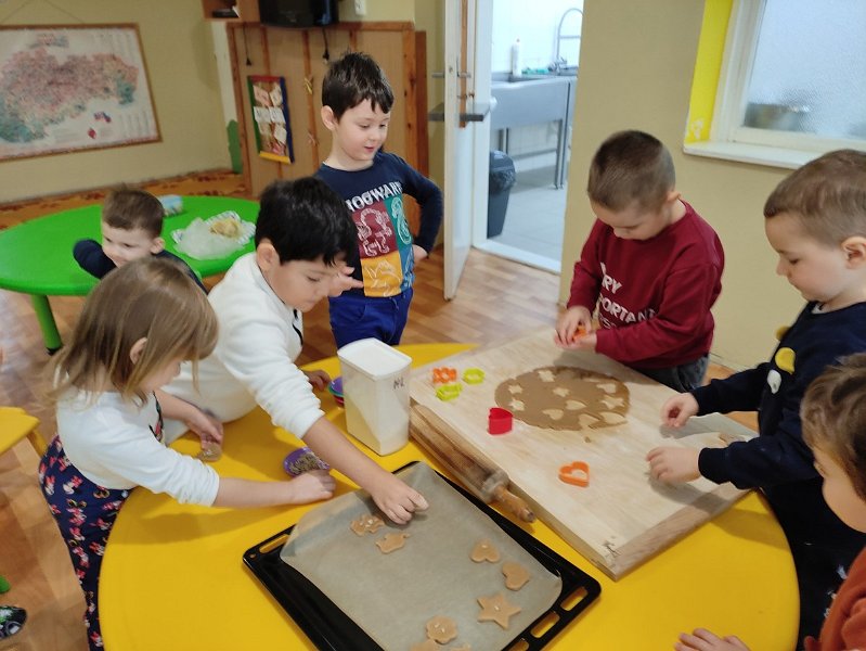 Pecieme medovniky 6.jpg