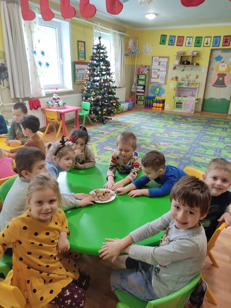 Pecenie_medovnikov 19.jpg