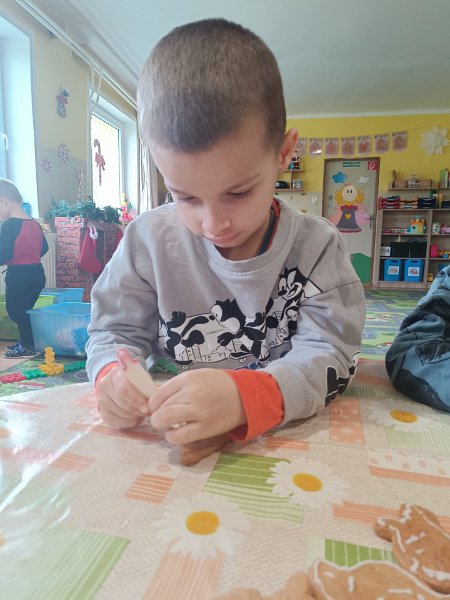 Pecenie medovnikov 11.jpg