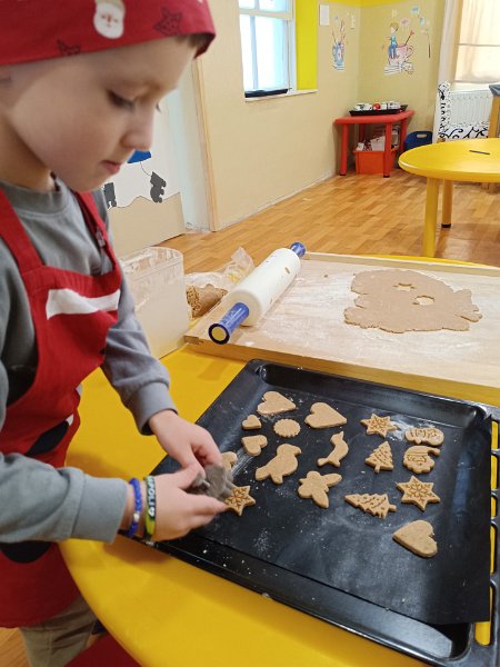 Pecenie medovnikov 50.jpg