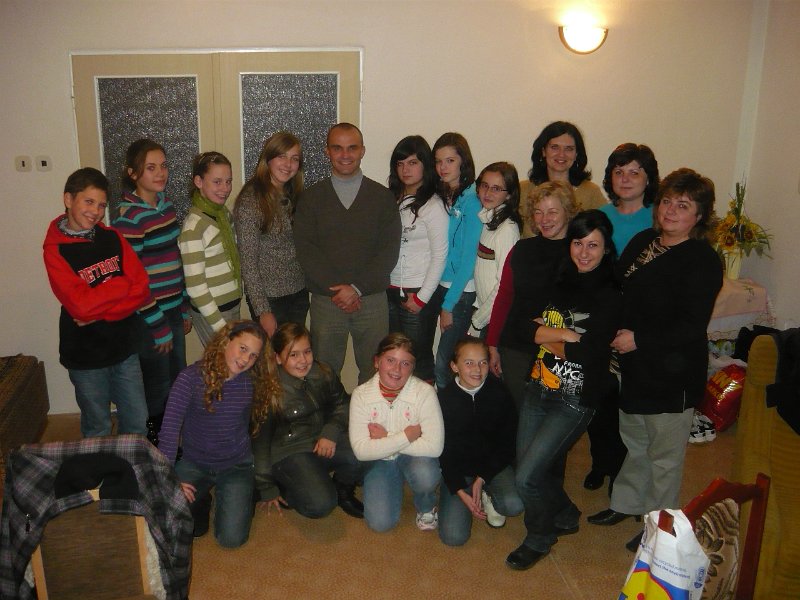 Spevacky zbor na fare17.JPG